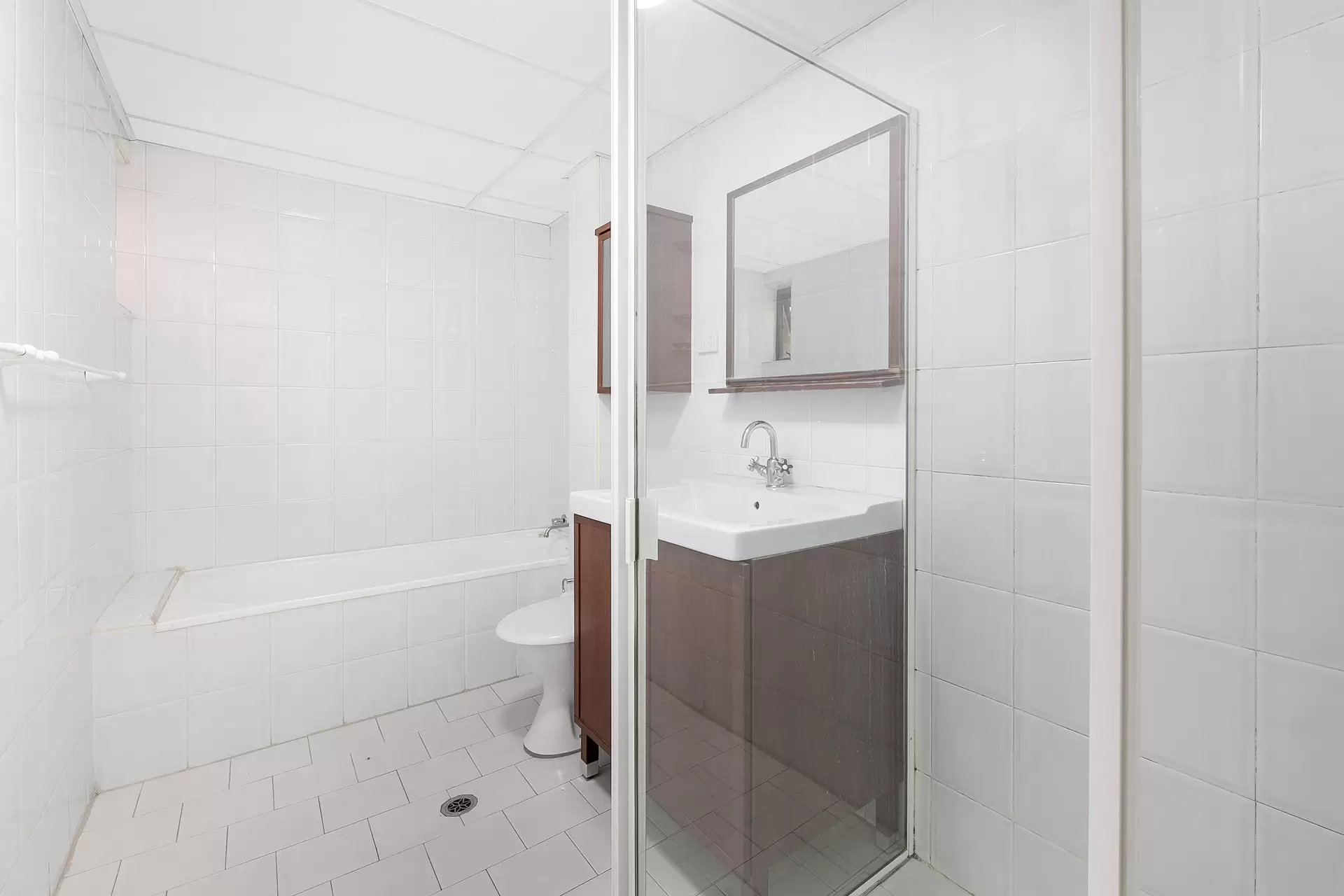 10/38 Dangar Place, Chippendale Leased by The Marshall Group - image 3