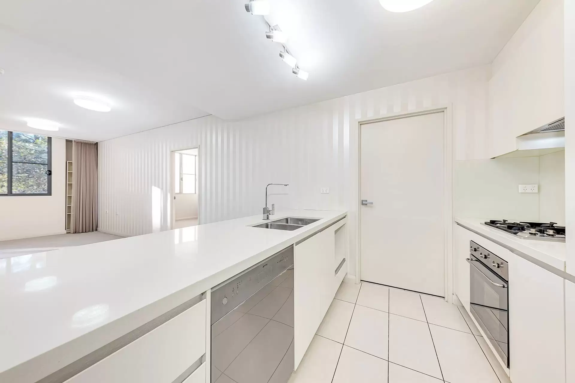 B406/6-14 Dumaresq Street, Gordon Sold by The Marshall Group - image 3