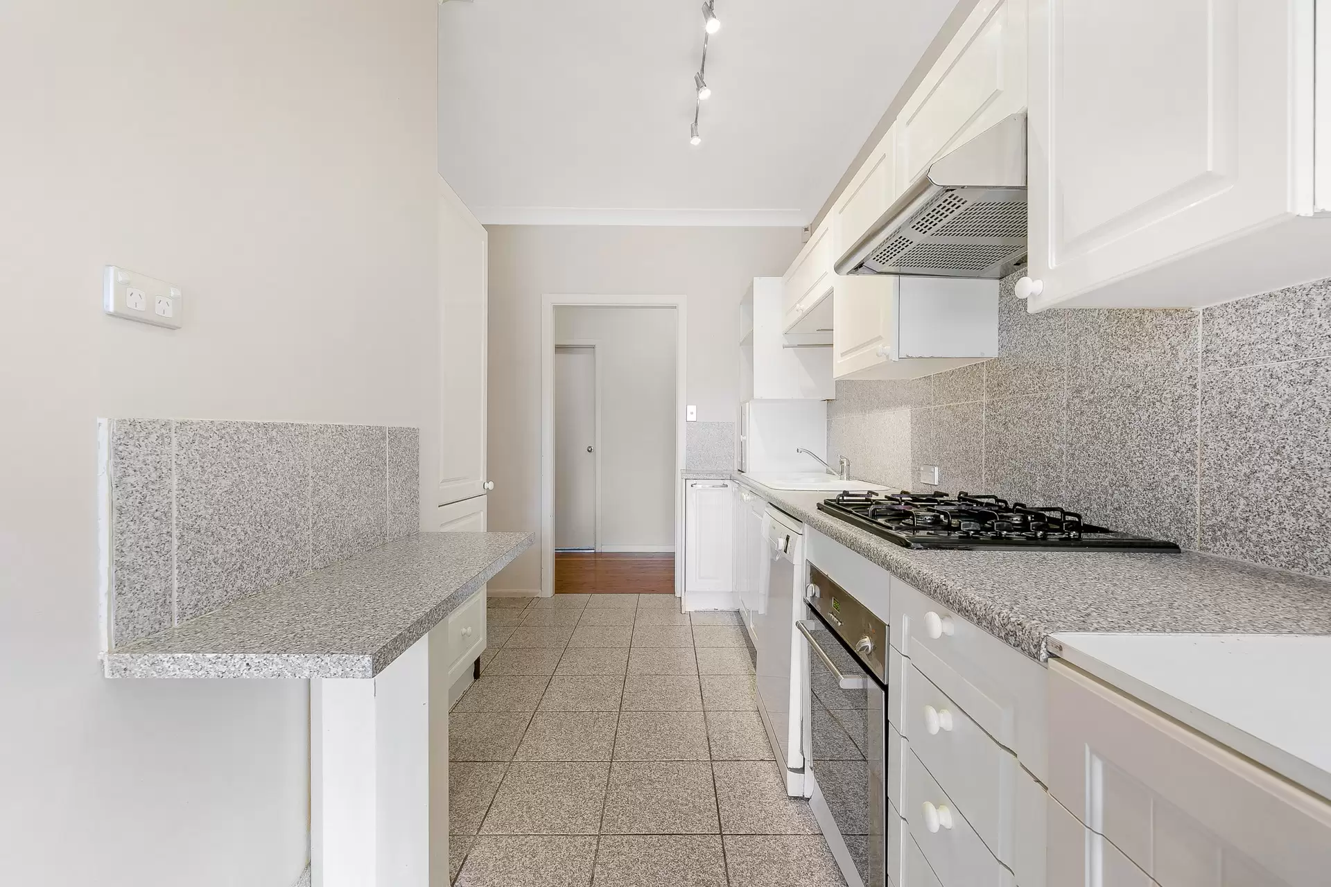 109 Bannockburn Road, Turramurra Leased by The Marshall Group - image 3