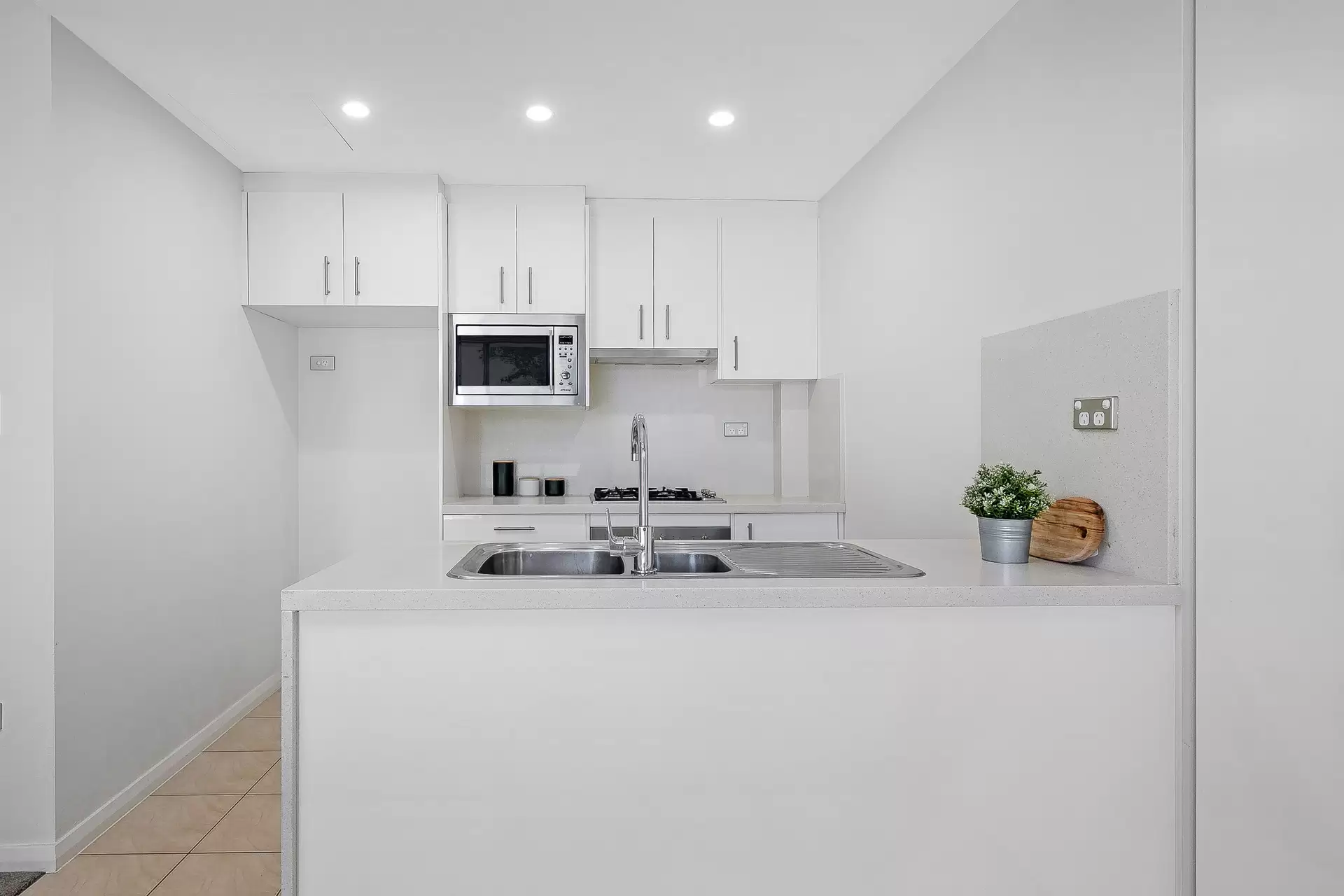 33/26-30 Marian Street, Killara Leased by The Marshall Group - image 1