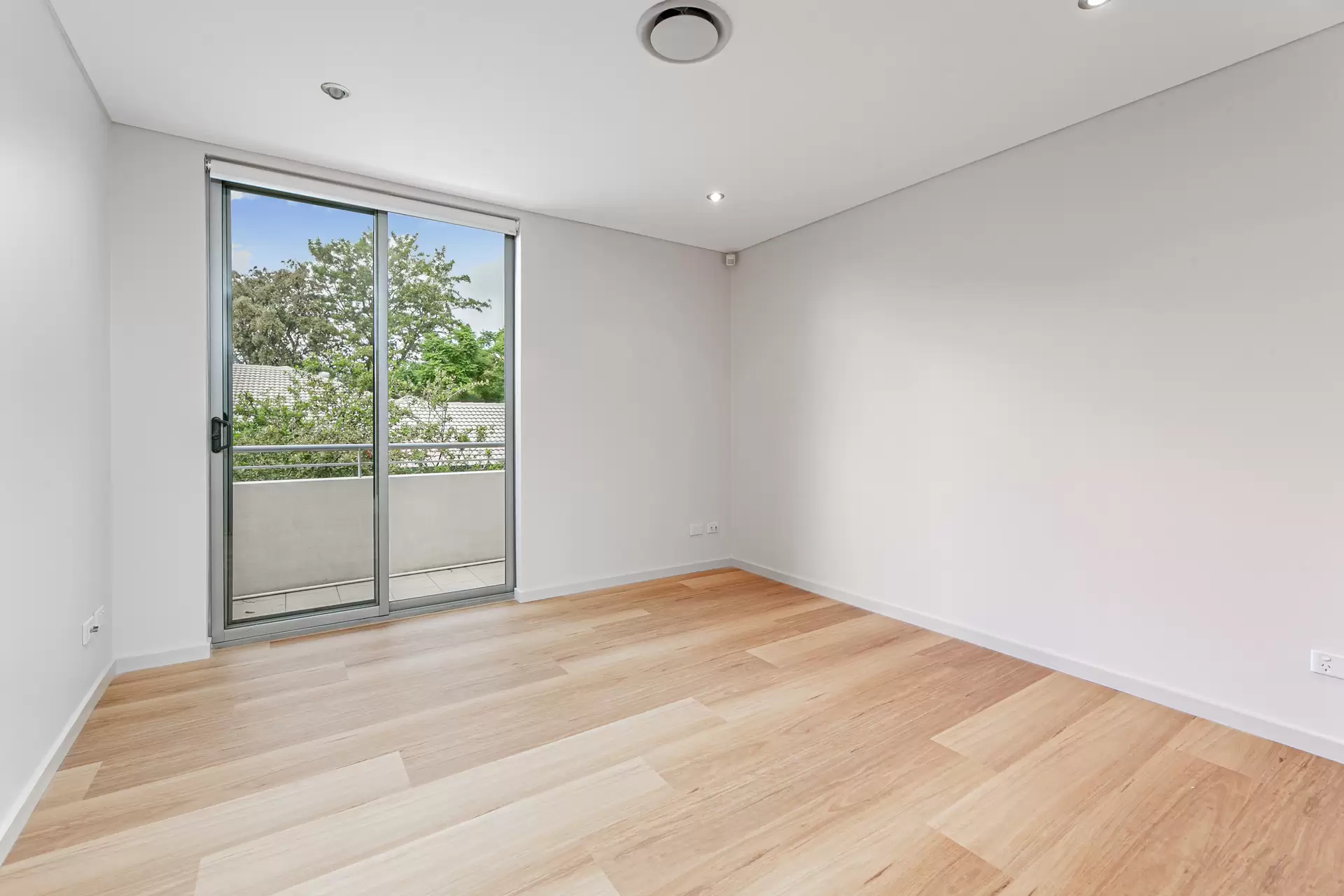 11/22-24 Henry Street, Gordon Leased by The Marshall Group - image 4