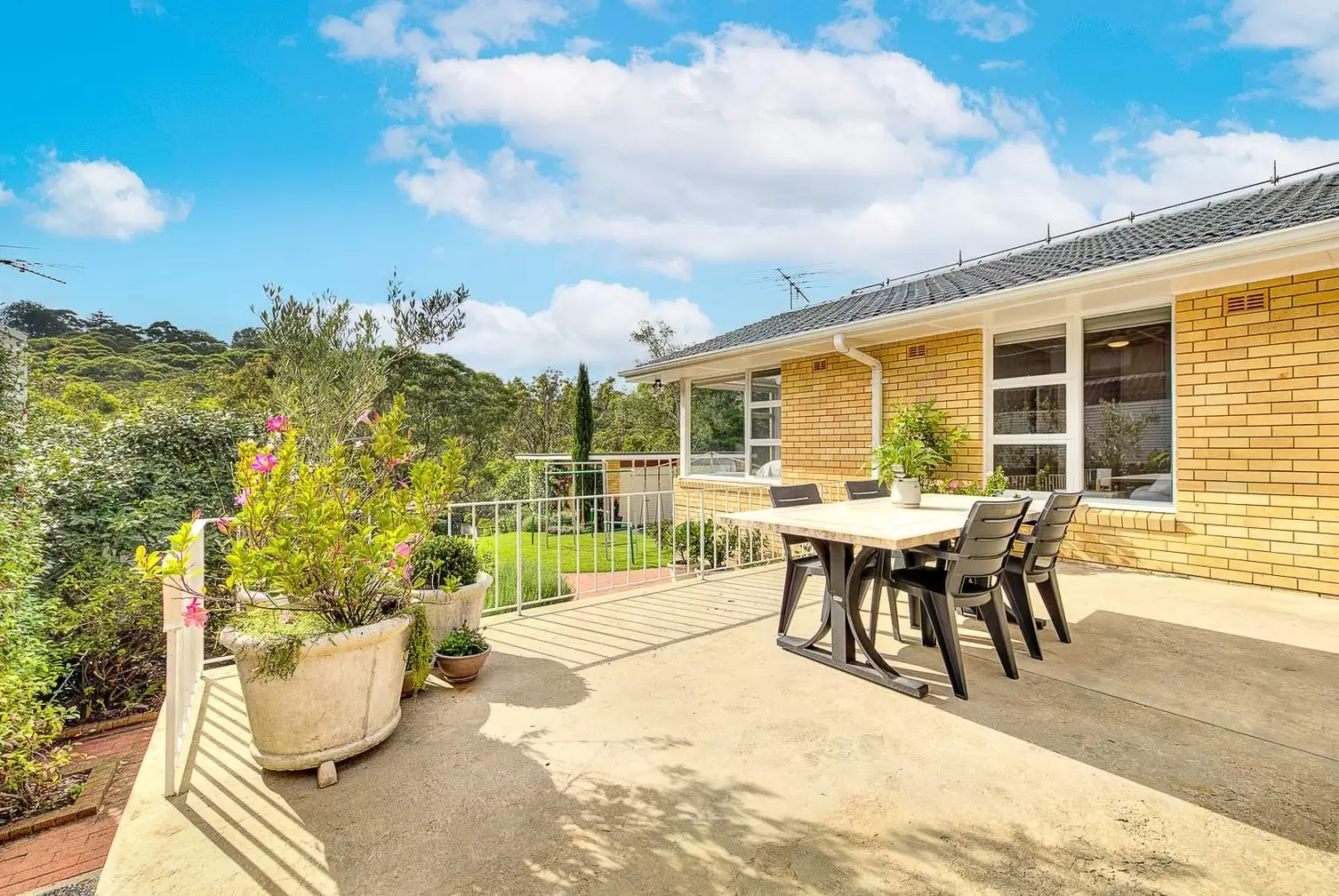 30 Somerset Avenue, Turramurra Leased by The Marshall Group - image 2