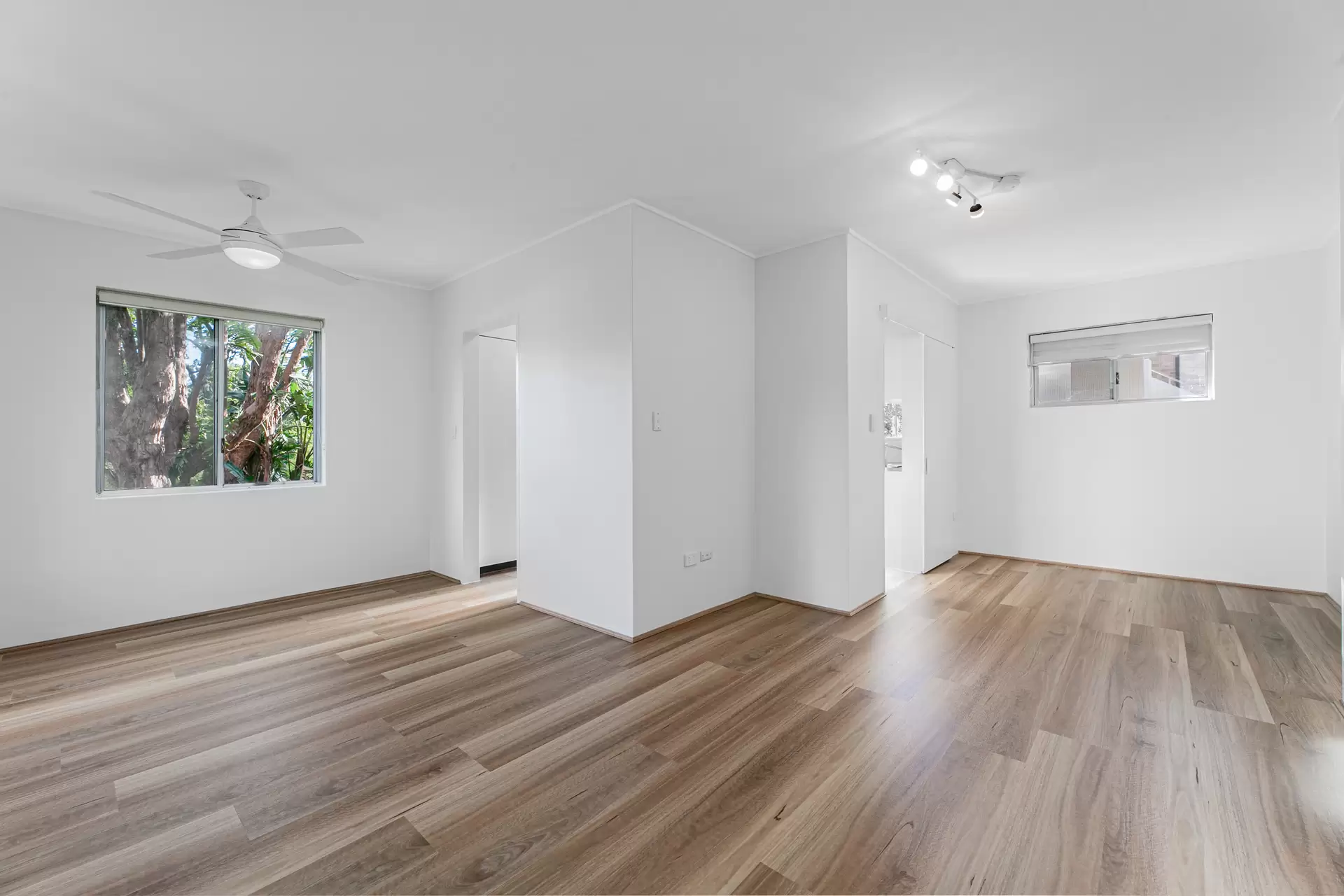 11/16 Treatts Road, Lindfield Leased by The Marshall Group - image 2