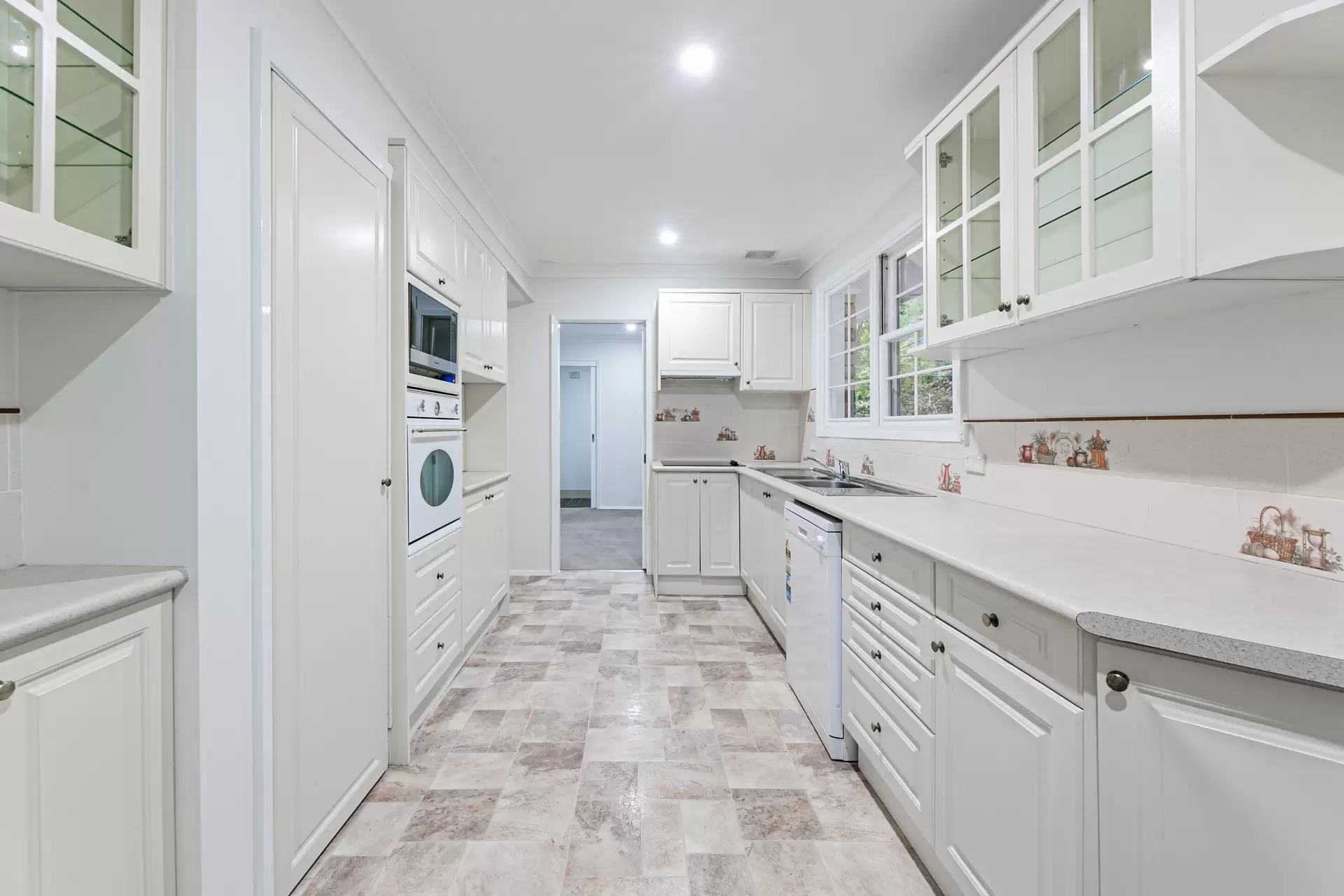23 Murchison Street, St Ives Leased by The Marshall Group - image 2