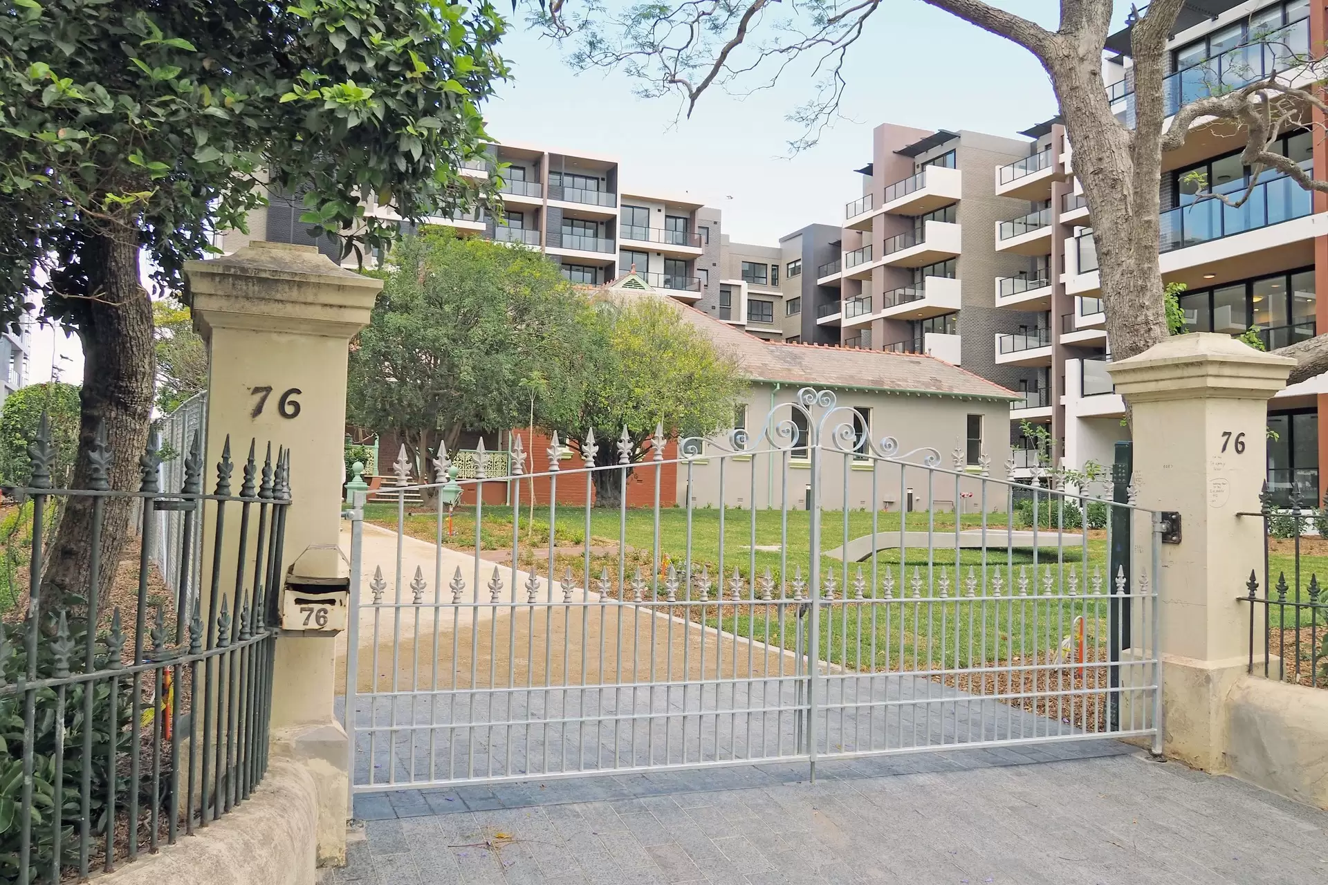 4019/2E Porter Street, Ryde Leased by The Marshall Group - image 2