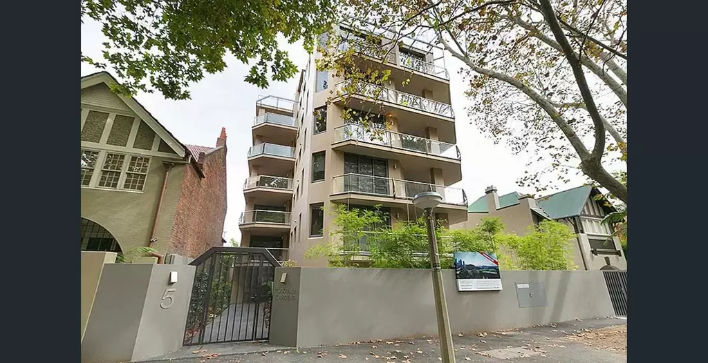 22/5 Tusculum Street, Potts Point Leased by The Marshall Group
