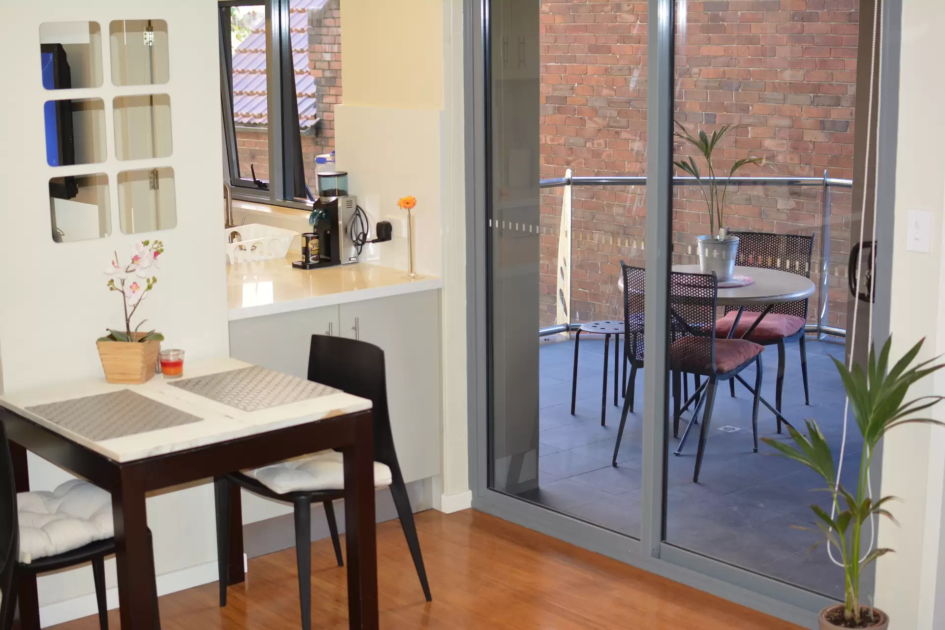 27/5 Tusculum Street, Potts Point Leased by The Marshall Group - image 4