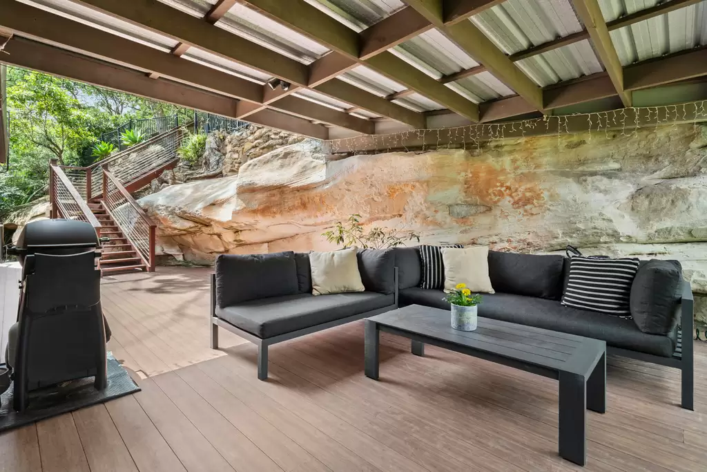 22 Grevillea Avenue, St Ives Sold by The Marshall Group