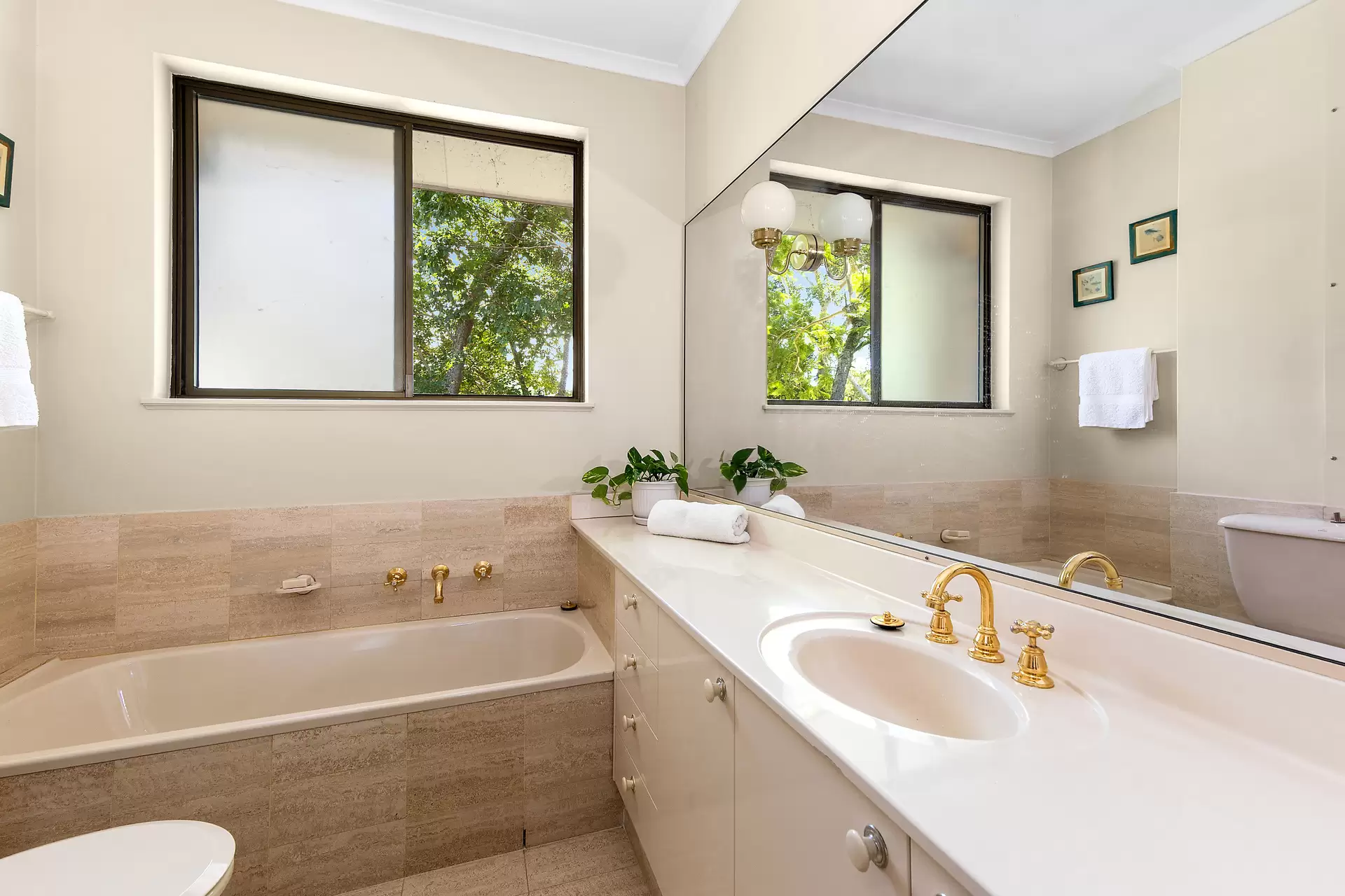9/14-16 McIntosh Street, Gordon Sold by The Marshall Group - image 5