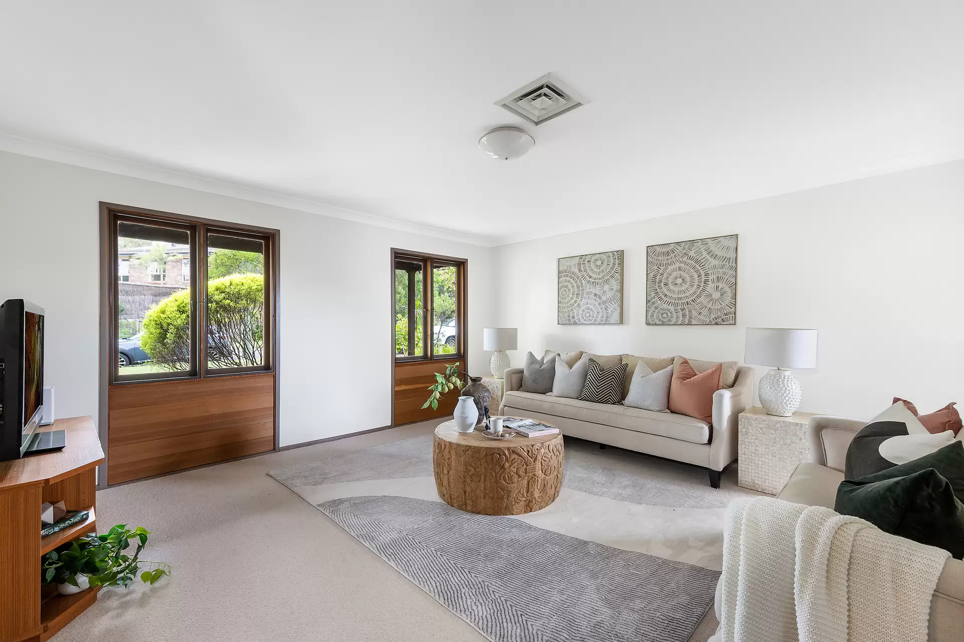 9 Otaki Place, St Ives Sold by The Marshall Group - image 2