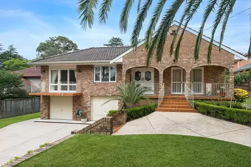 53 Carrington Road, Wahroonga Sold by The Marshall Group