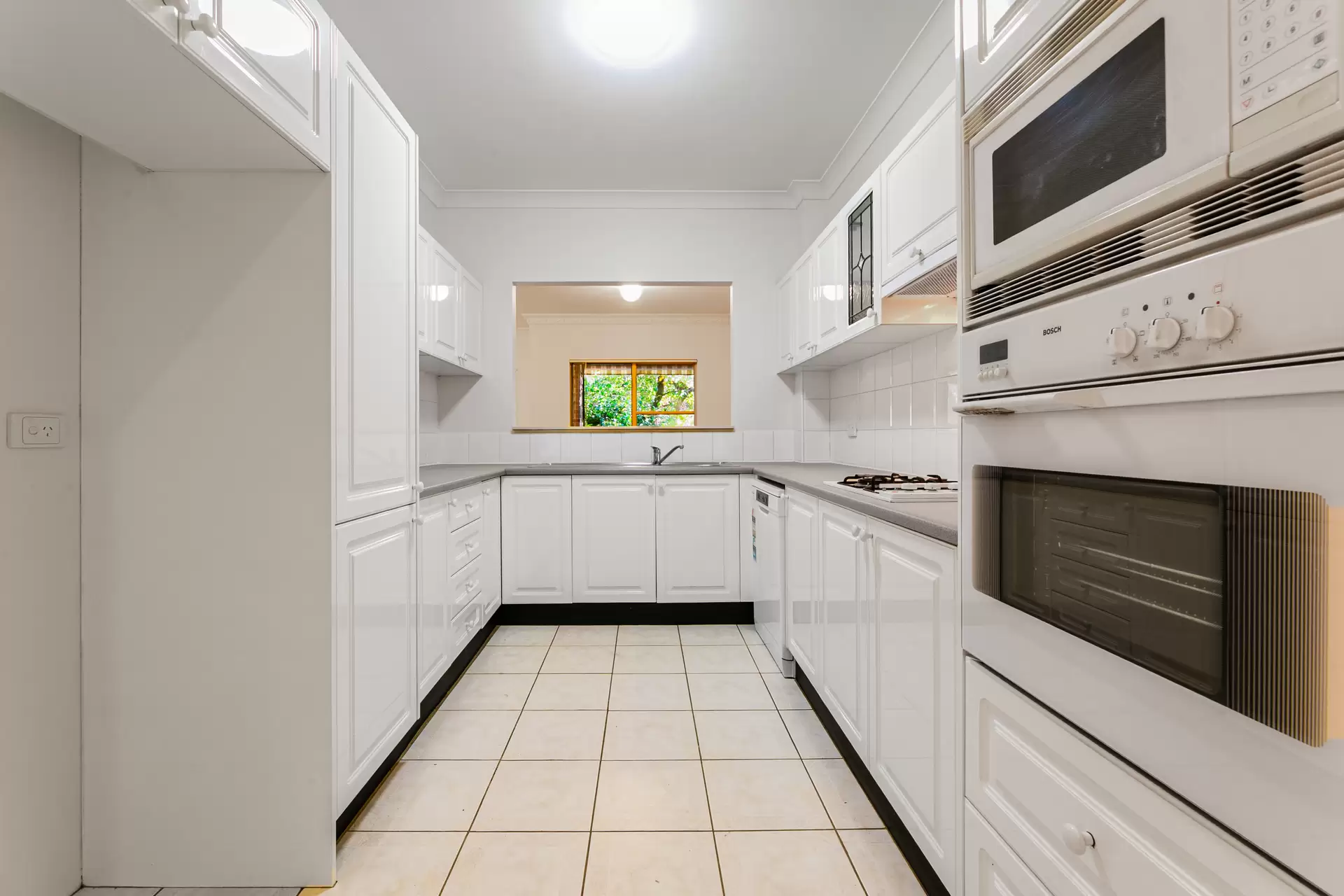 111/183 St Johns Avenue, Gordon Leased by The Marshall Group - image 2