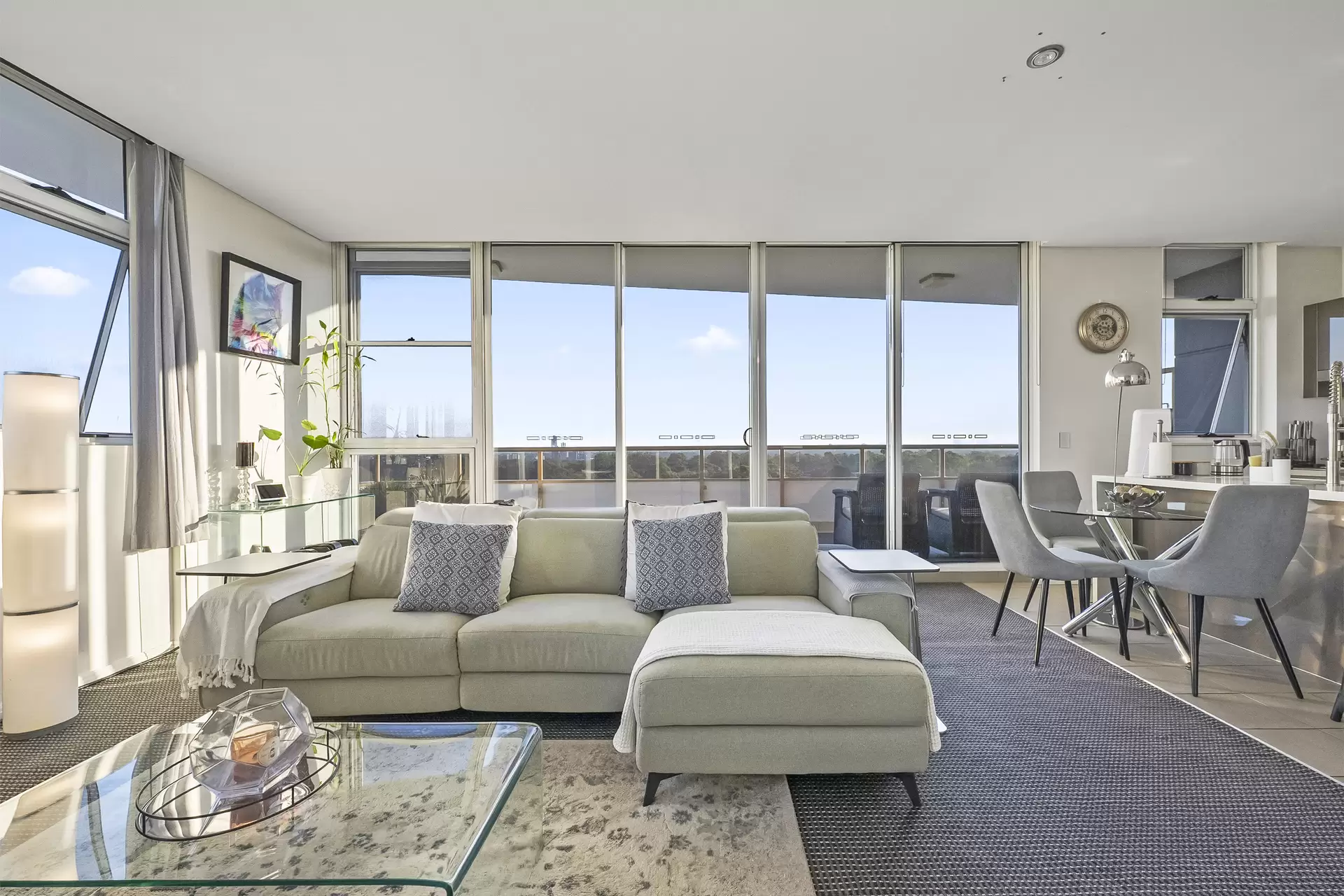 1329/2 Avon Road, Pymble Sold by The Marshall Group - image 3