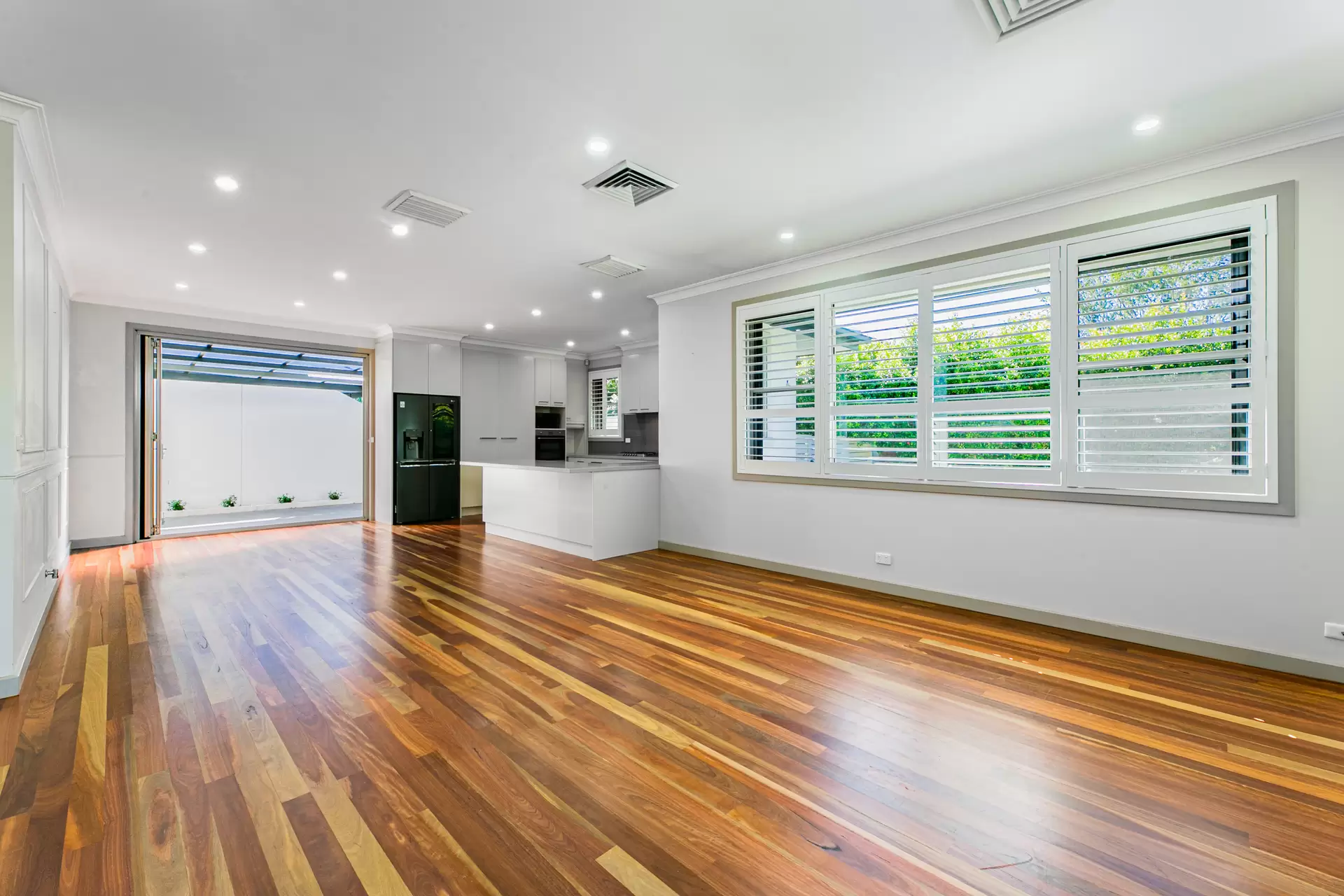 152 Bobbin Head Road, Turramurra Leased by The Marshall Group - image 3