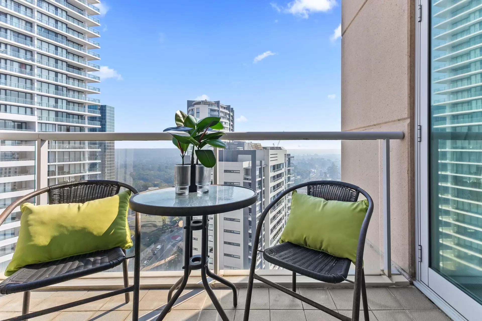 PH2905/2A Help Street, Chatswood Sold by The Marshall Group - image 4