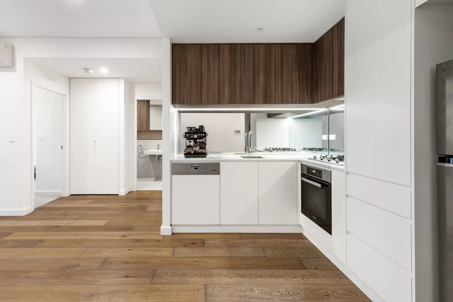 2/24-26 Dumaresq Street, Gordon Sold by The Marshall Group - image 4