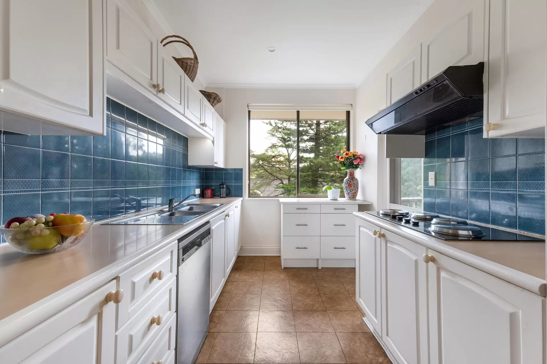 4/14-16 McIntosh Street, Gordon Sold by The Marshall Group - image 3
