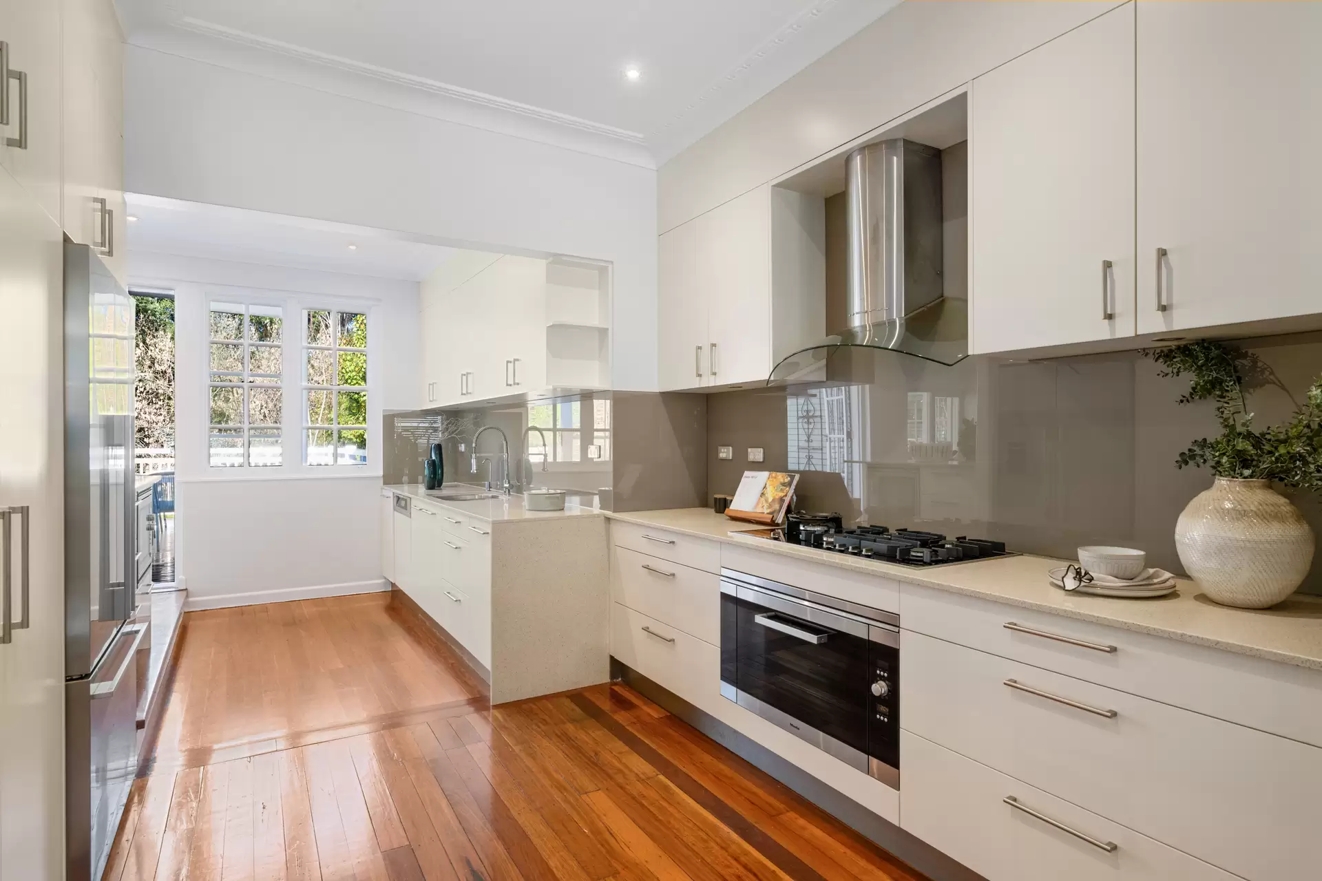 21 Murdoch Street, Turramurra Sold by The Marshall Group - image 5