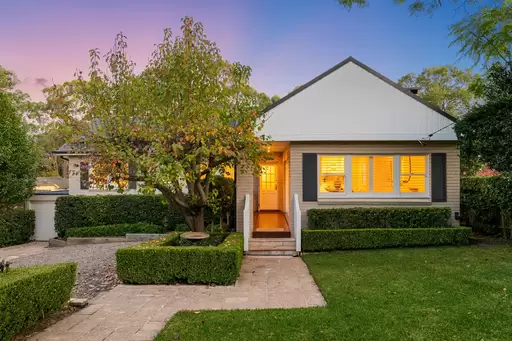 21 Murdoch Street, Turramurra Sold by The Marshall Group