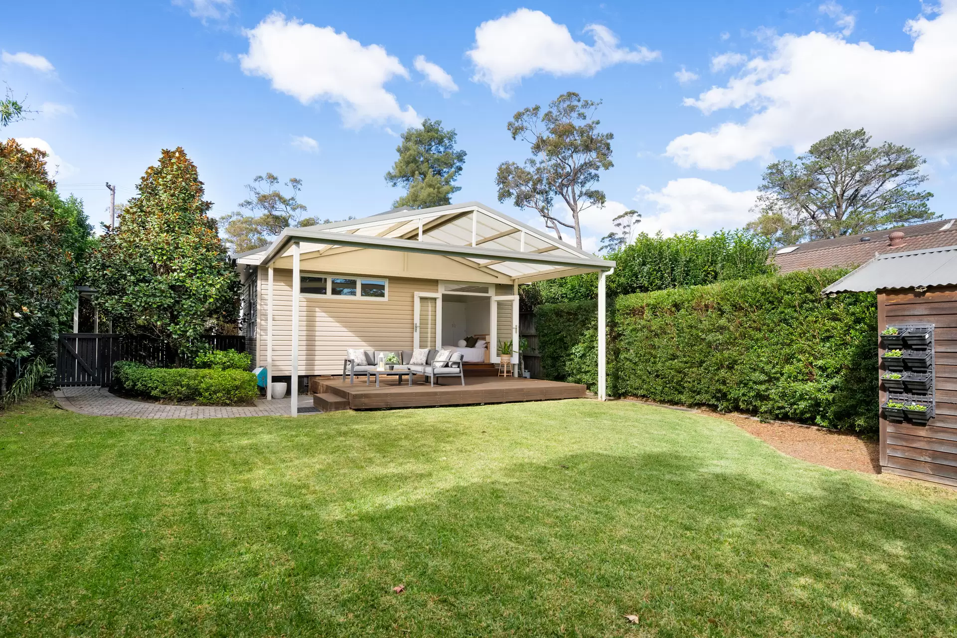 3 Paul Avenue, St Ives Sold by The Marshall Group - image 1