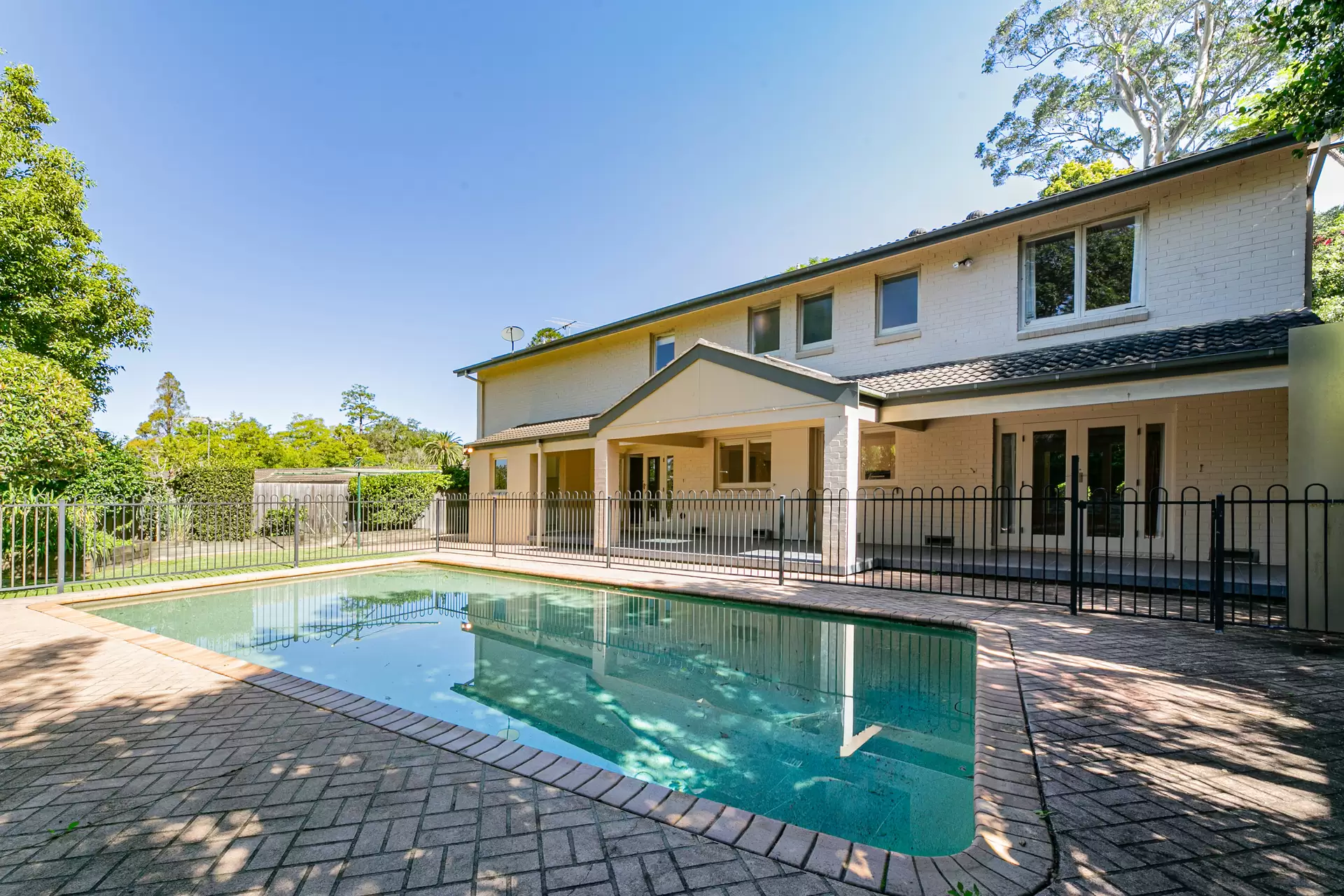 8 Graham Avenue, Pymble Leased by The Marshall Group - image 2