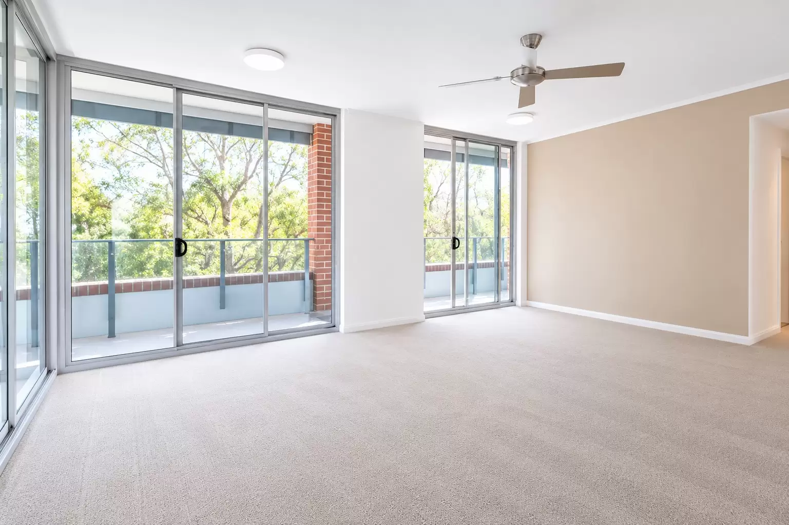 405/12 Duntroon Avenue, St Leonards Leased by The Marshall Group - image 1