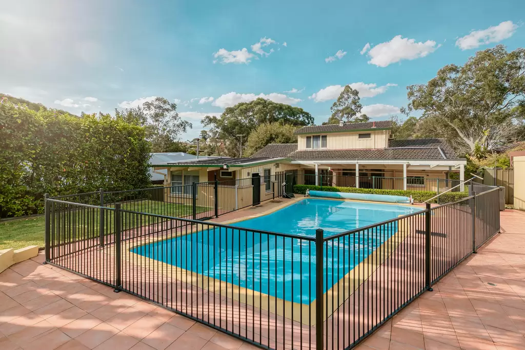 18 Bowes Avenue, Killara Leased by The Marshall Group