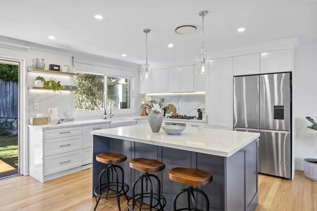 1A Valley Park Crescent, Turramurra Sold by The Marshall Group