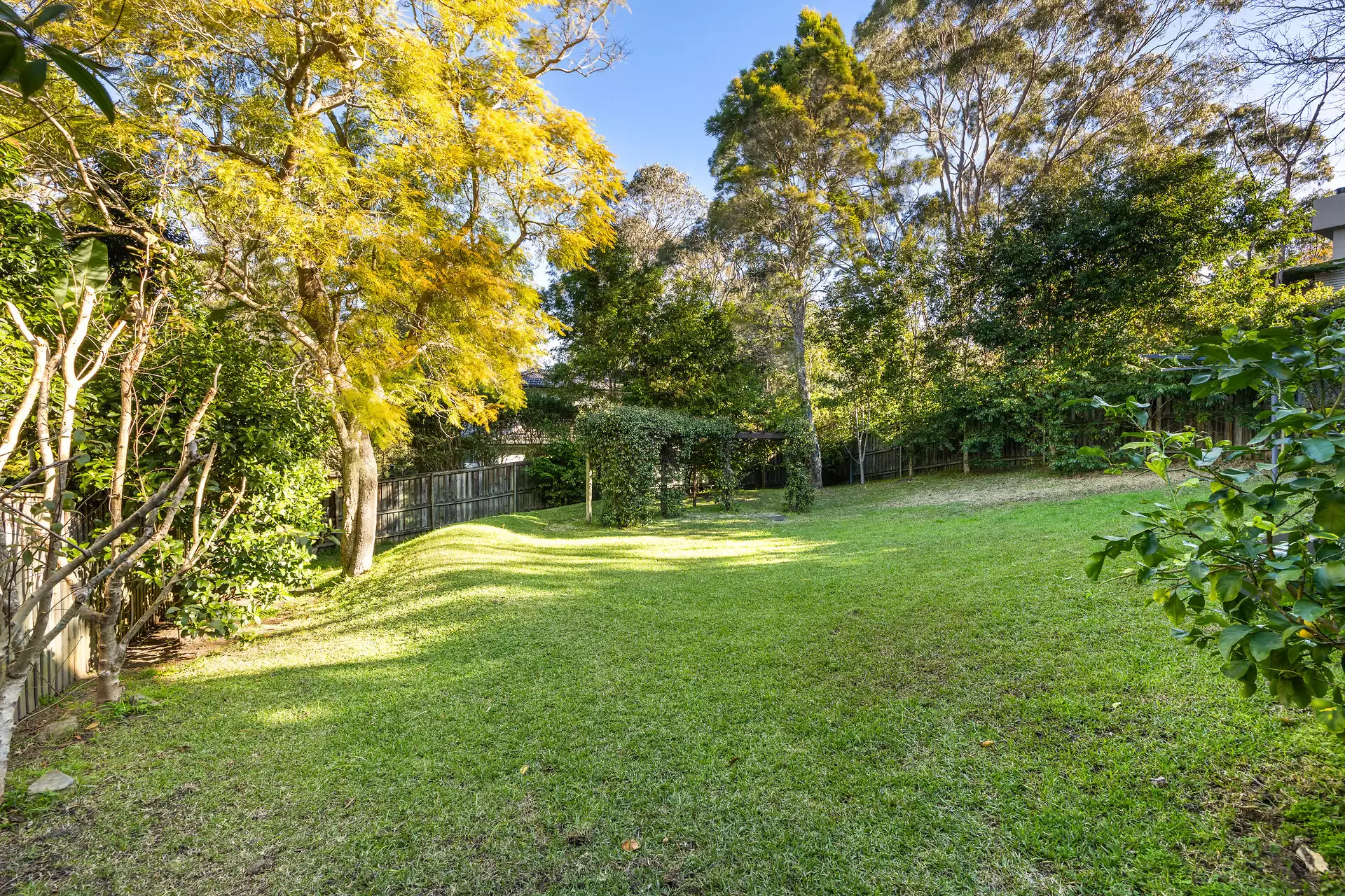 21 Milton Road, Turramurra Sold by The Marshall Group - image 3