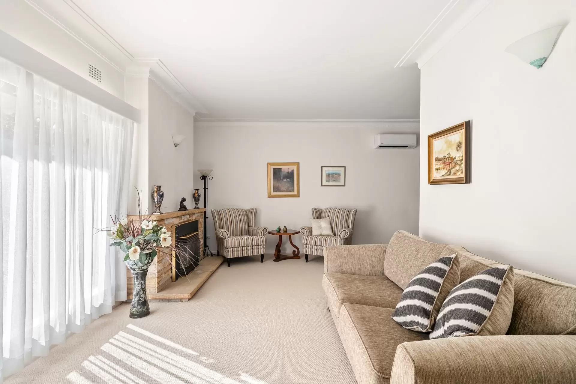 37 Bolwarra Avenue, West Pymble Sold by The Marshall Group - image 8