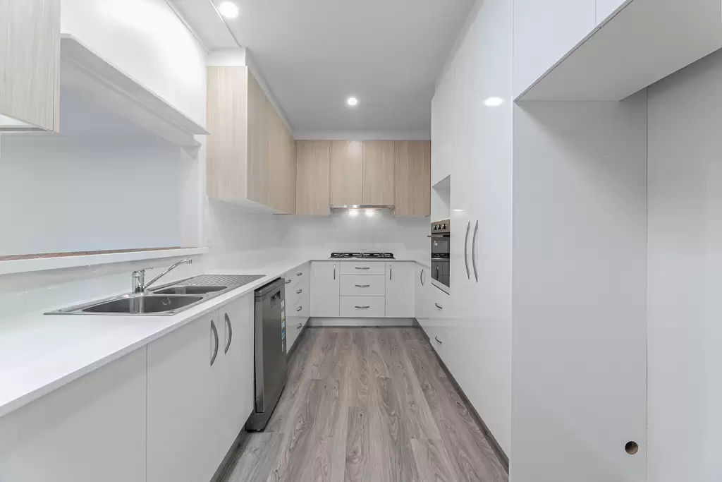 43 Hewitt Avenue, Wahroonga Leased by The Marshall Group