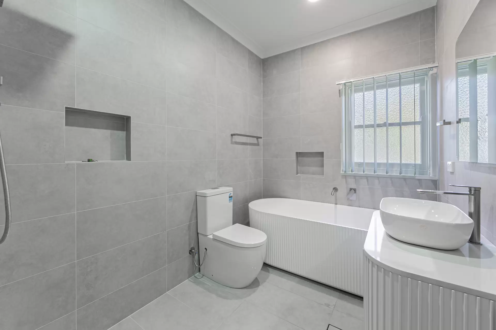 43 Hewitt Avenue, Wahroonga Leased by The Marshall Group - image 3