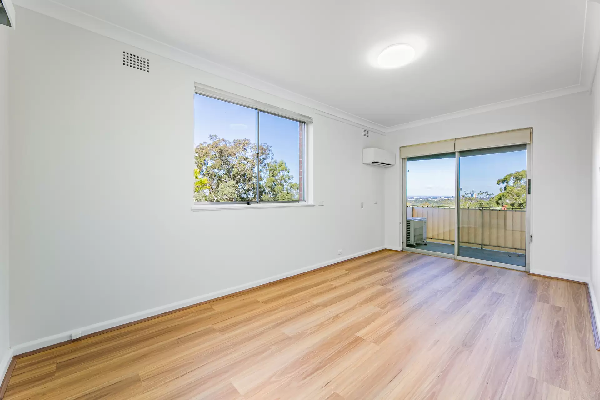 19/466 Pacific Highway, Lindfield Leased by The Marshall Group - image 2