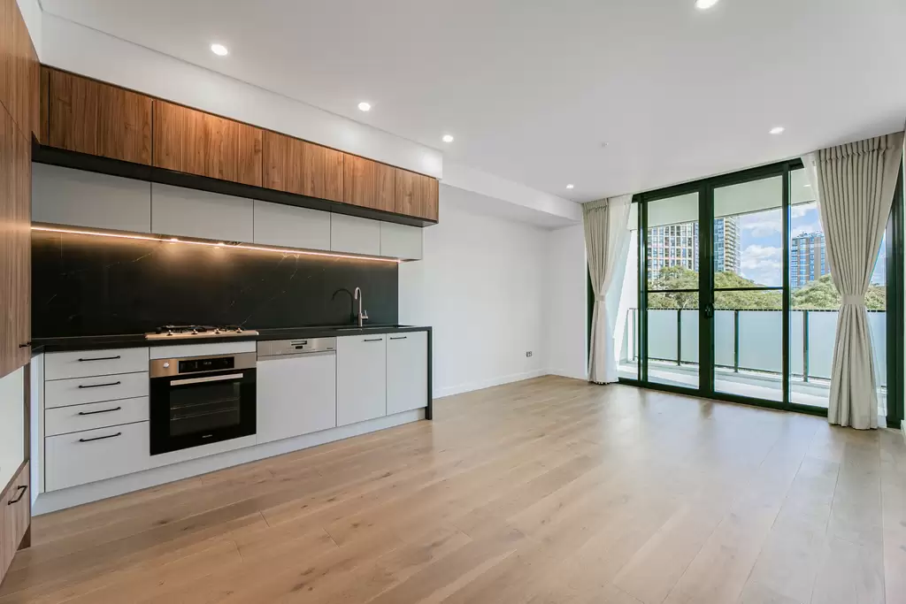 907/9 Peach Tree Road, Macquarie Park Leased by The Marshall Group