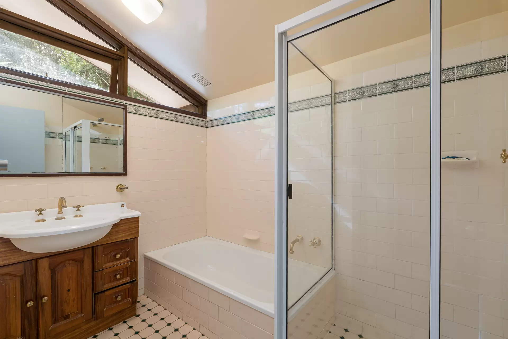 12A Dennis Avenue, Wahroonga For Sale by The Marshall Group - image 9