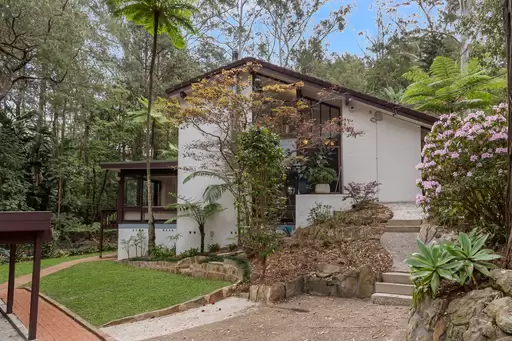 12A Dennis Avenue, Wahroonga Auction by The Marshall Group
