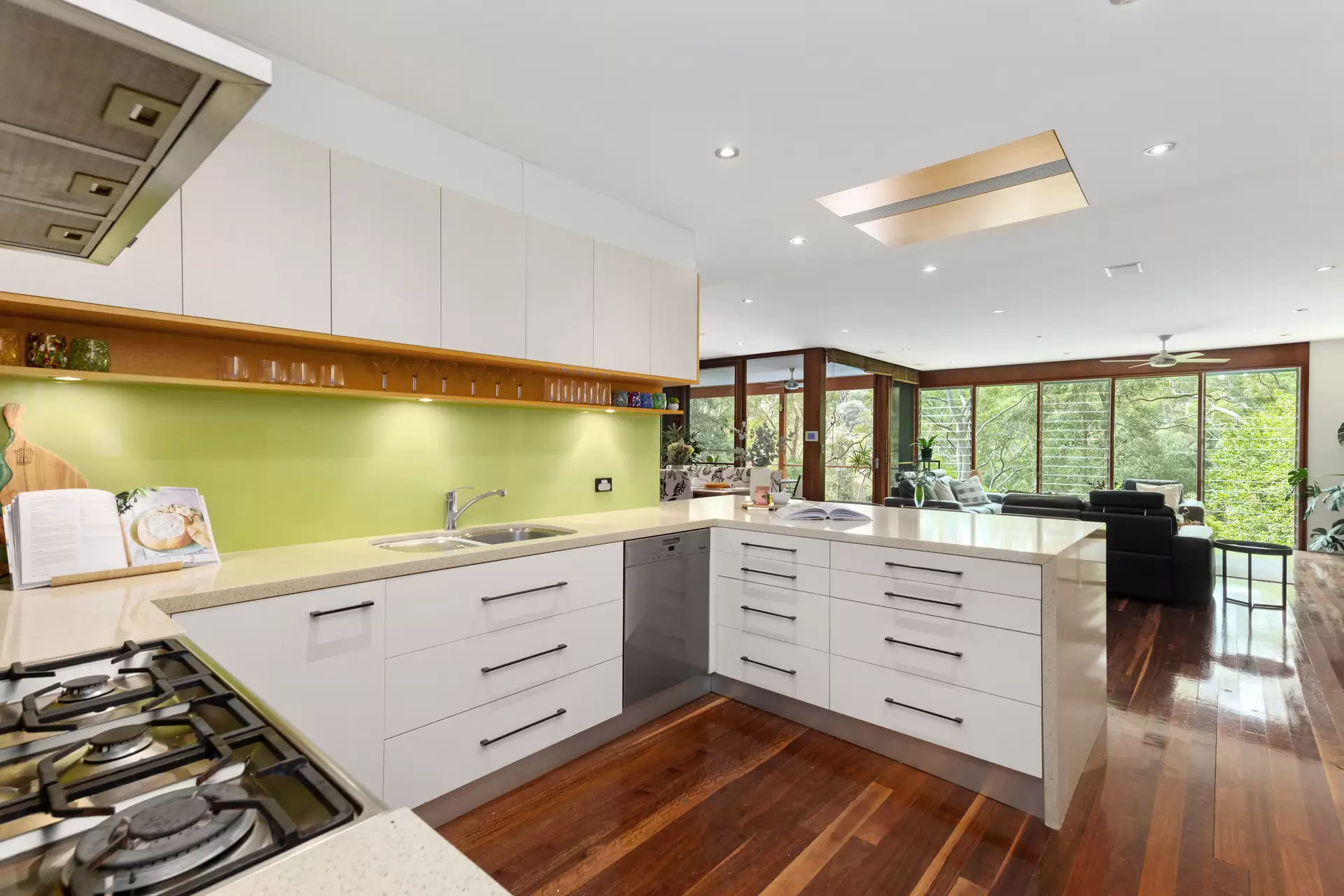 29 Baldwin Street, Gordon Auction by The Marshall Group - image 4
