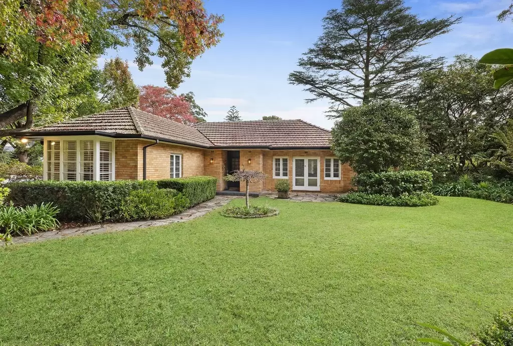 25 Avon Road, Pymble Leased by The Marshall Group