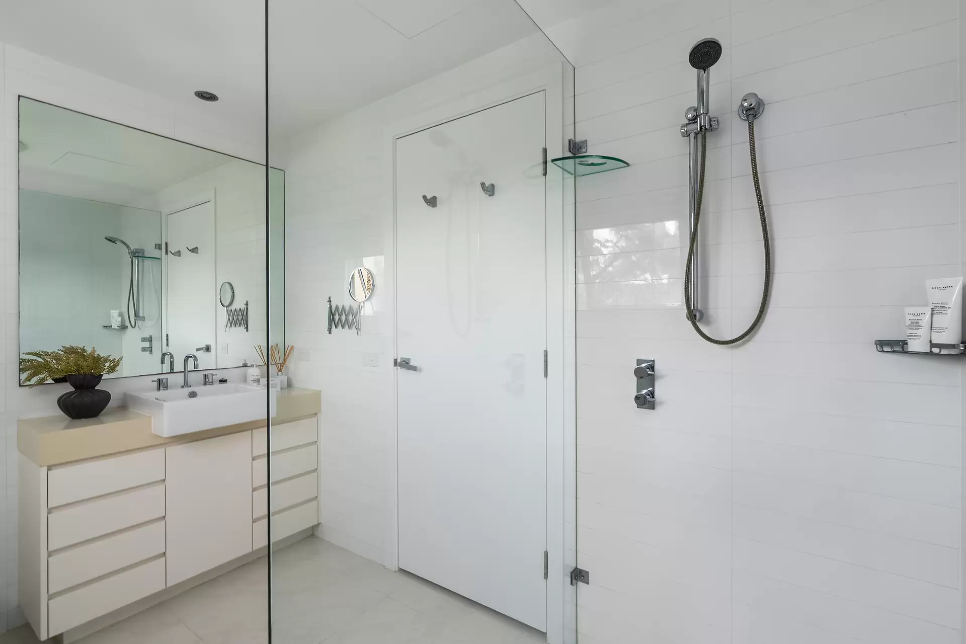 8/17 Powell Street, Killara For Sale by The Marshall Group - image 13