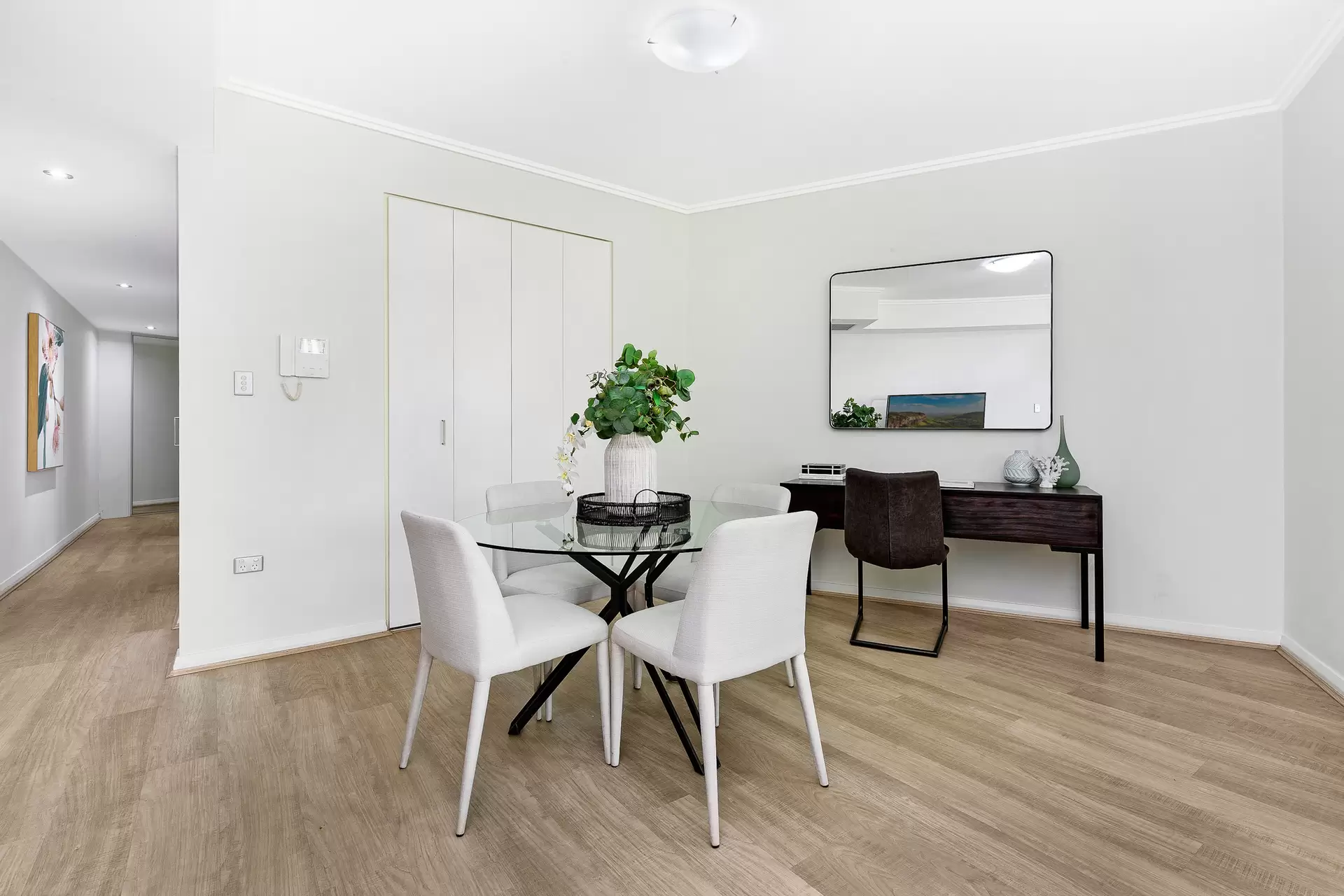28/573-585 Pacific Highway, Killara Sold by The Marshall Group - image 3