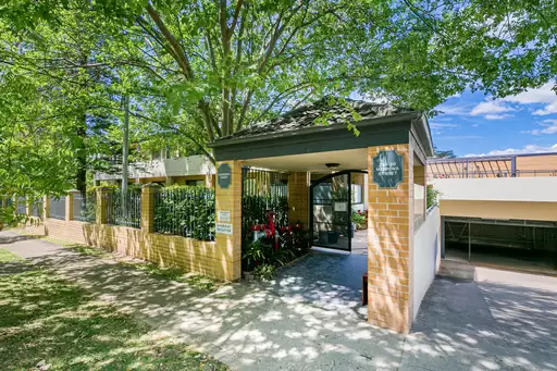 17/26-30 Merriwa Street, Gordon Sold by The Marshall Group