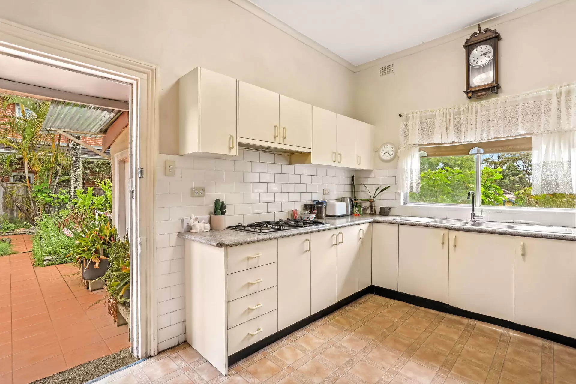 15 Frances Street, Lindfield Sold by The Marshall Group - image 3