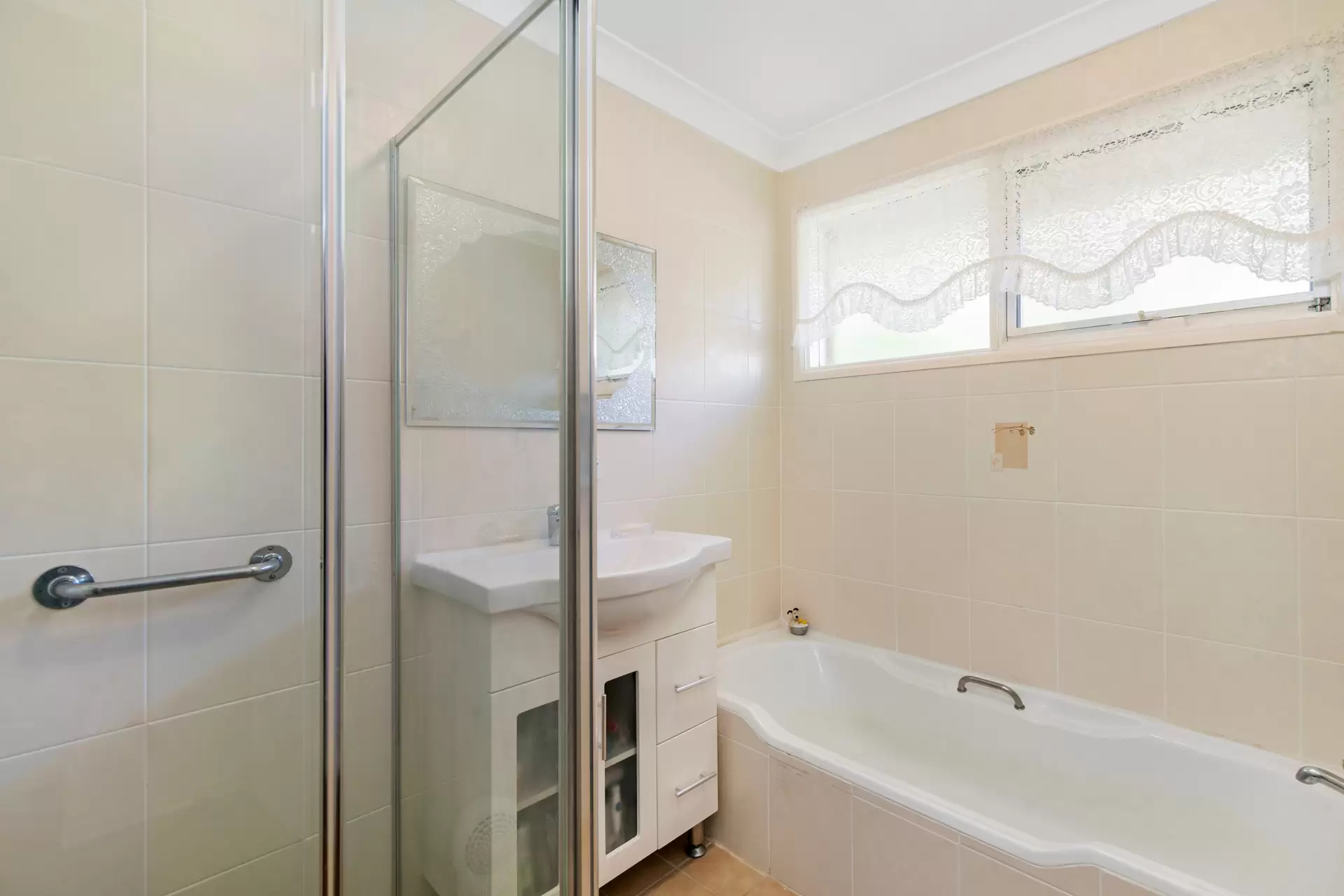 16 Page Avenue, Wahroonga Leased by The Marshall Group - image 7