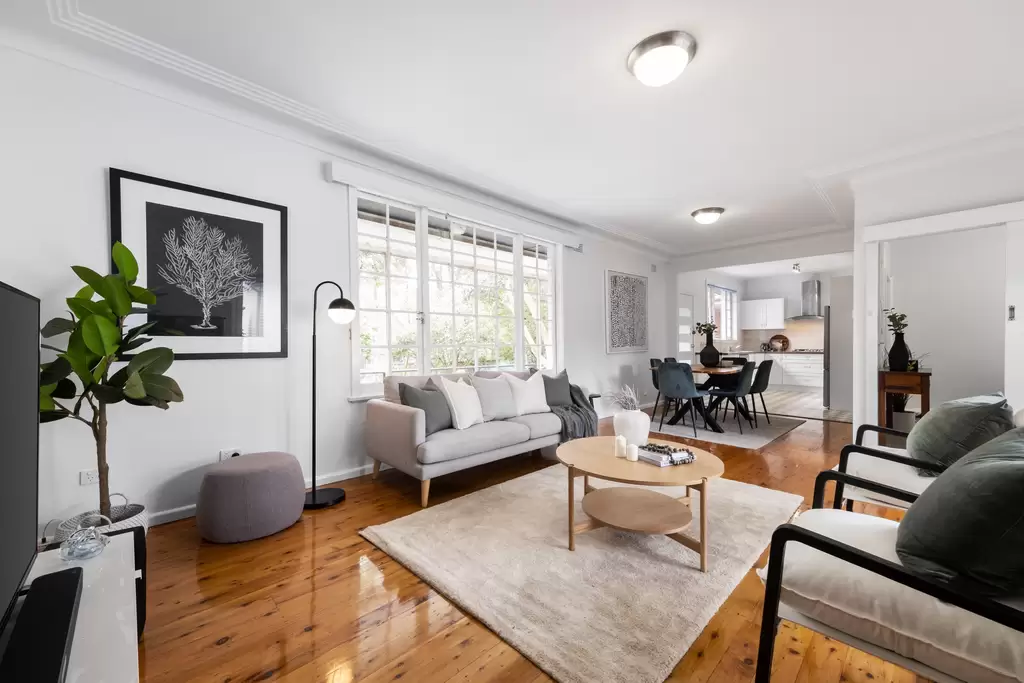 182 Burns Road, Turramurra Sold by The Marshall Group