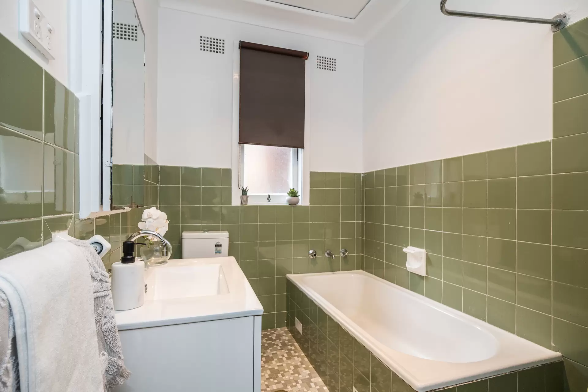182 Burns Road, Turramurra Sold by The Marshall Group - image 6