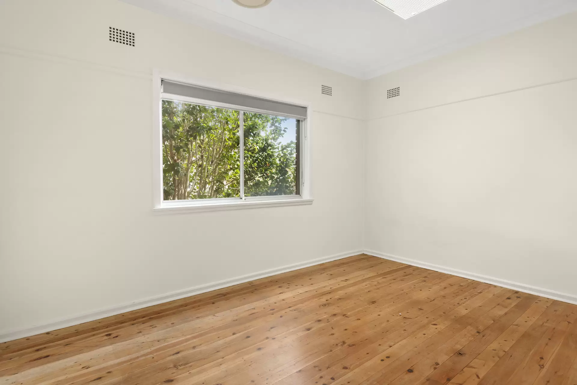 11 Camira Street, West Pymble Sold by The Marshall Group - image 7