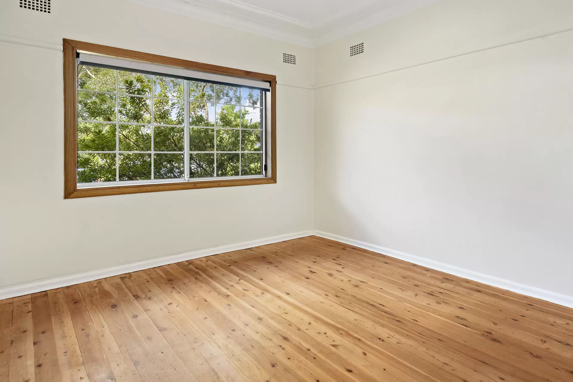 11 Camira Street, West Pymble Sold by The Marshall Group - image 6