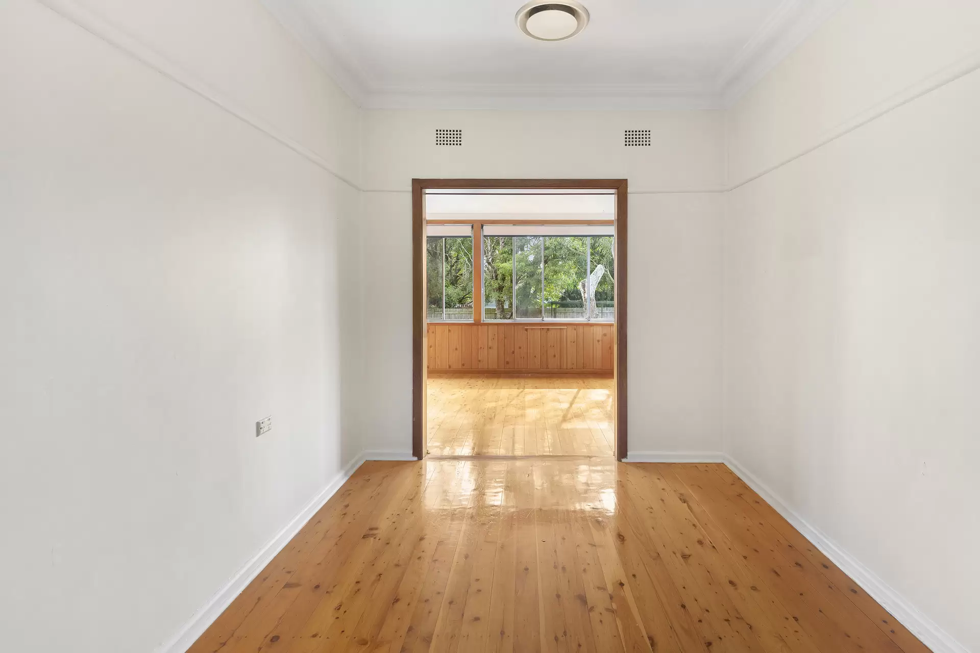 11 Camira Street, West Pymble Sold by The Marshall Group - image 4