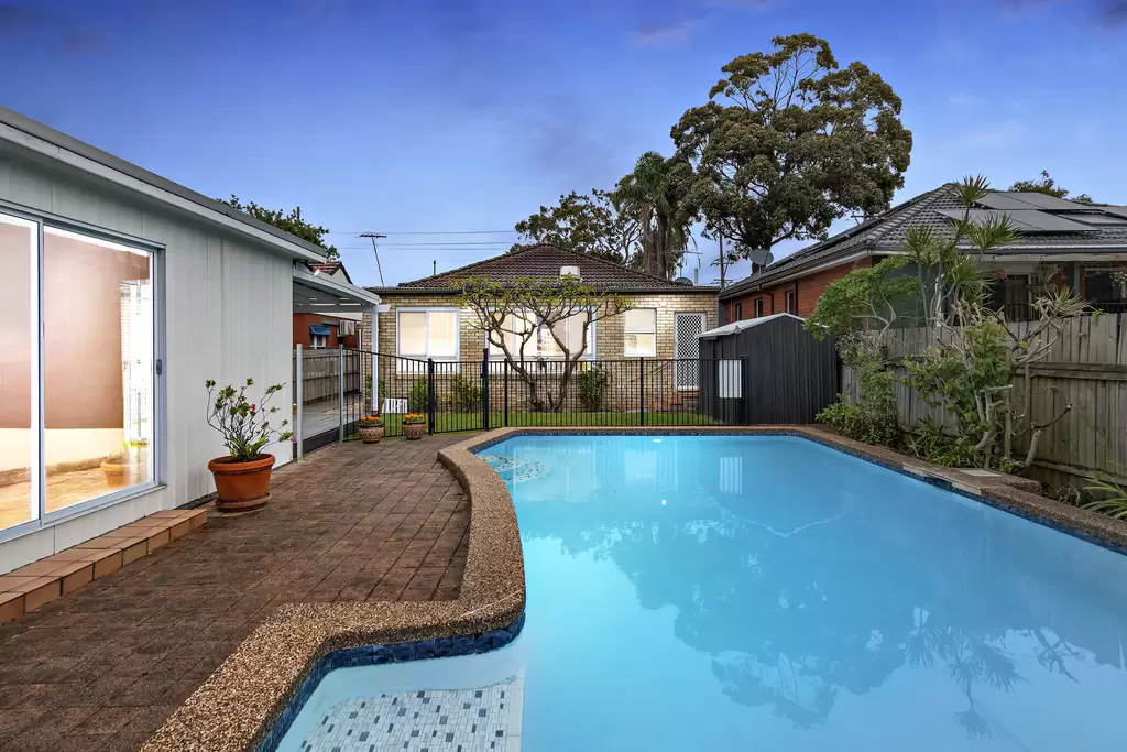 78 Warringah Road, Narraweena Sold by The Marshall Group