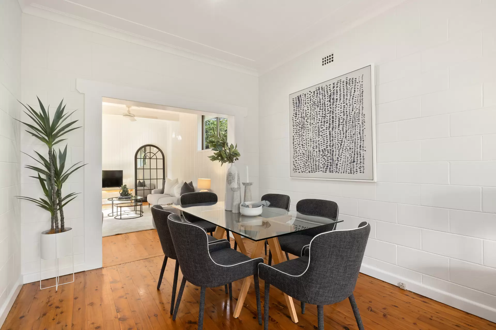 36 Wyomee Avenue, West Pymble Sold by The Marshall Group - image 4